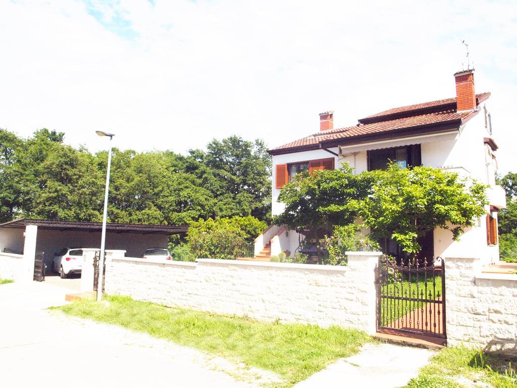 Villa Iva Porec Exterior photo