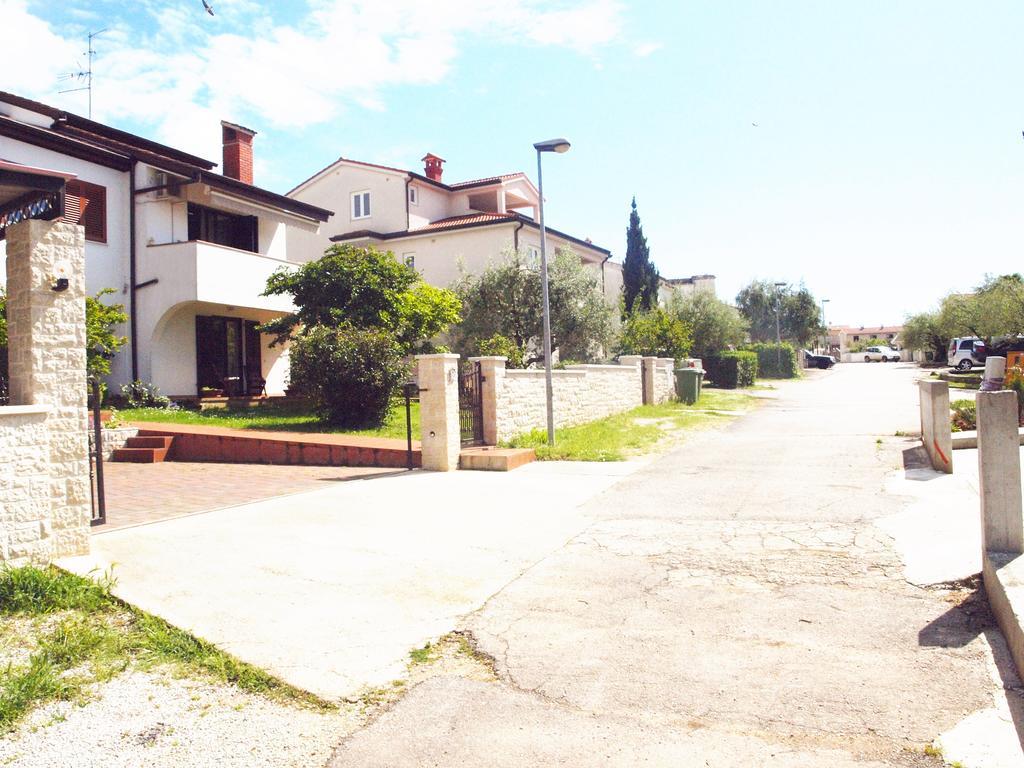 Villa Iva Porec Exterior photo