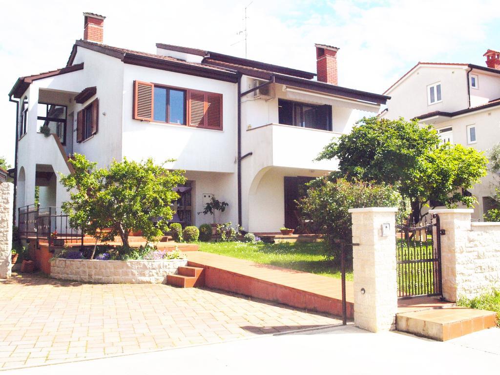 Villa Iva Porec Exterior photo